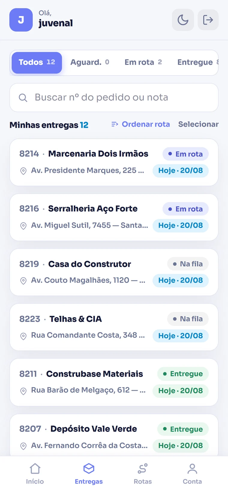 Lista das entregas do dia no app: seis paradas com número do pedido, endereço e a situação de cada uma.